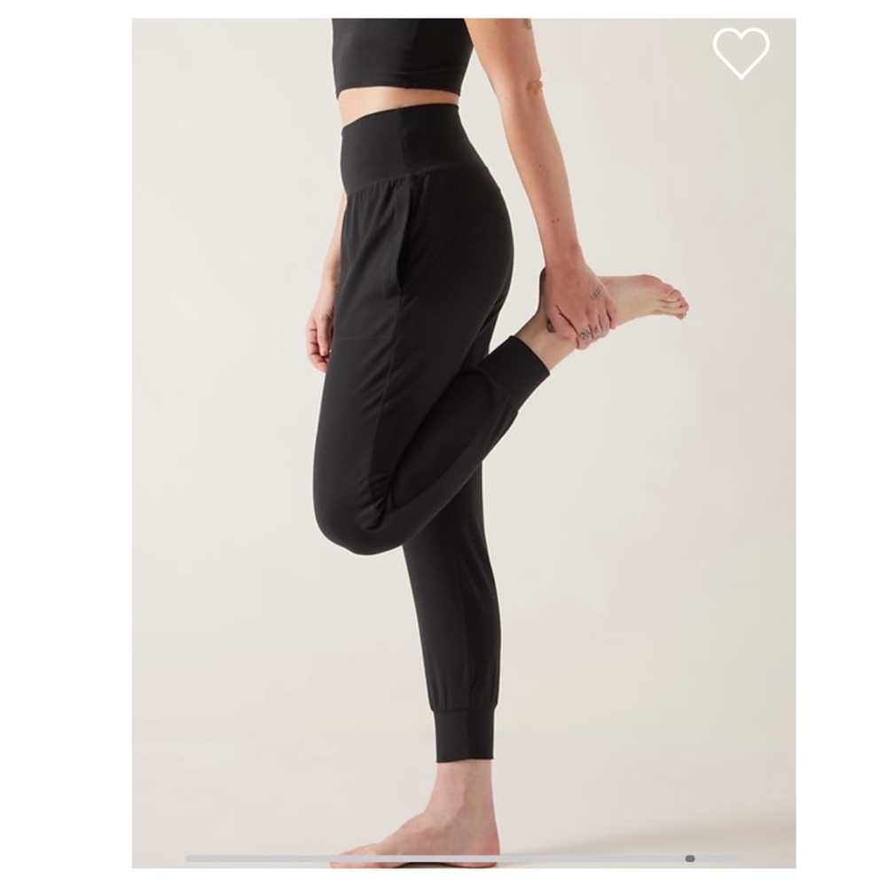 Athleta Salutation High Rise Jogger // Black #531288 - Picture 5 of 16